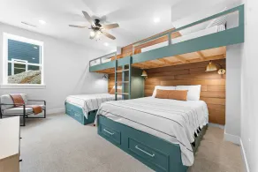Brand New 7BR Luxury Lake View In/Out Pool Hot Tub - Image 4