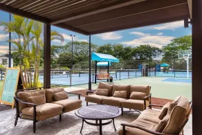 3-Bedroom 2-Bath Condo Overlooking Pool - Image 2