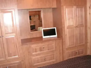 Newer Deluxe Cottage,  Bon Echo Park  - Image 5