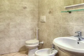 Sunny & Peacefully Situated House near Center of Village - Image 2