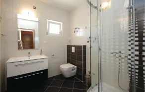 Awesome home in Cista Velika - Image 3