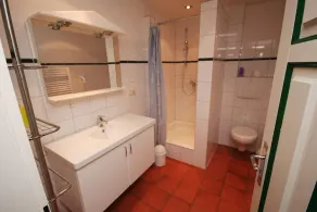 Komf. Apartment, 5 pers., 3 bedrooms, 2 bathrooms, near Sankt Peter-O. , right on the dike - Image 4