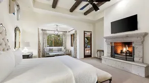 6,000 SQFT Luxurious Mansion w/Heated Pool, Spa, Pickleball & Mountain Views - Image 5