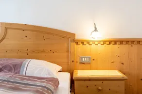 Apartamento vacacional 'Haus Thurn Apartment B' con vistas a la montaña, jardín y wifi - Image 5