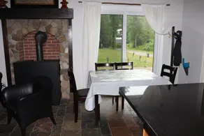 Remodeled cozy cottage, super close to lake (Dog-Friendly!) - Image 5
