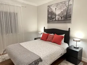 Beautiful house in the court by the park - Image 5