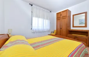 Apartment 1554/15954 (Istria - Pula), 4500m from the beach - Image 5