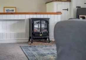Dog friendly cottage, w/ fantastic views, sleeps 3, w/ private terrace & modern electric radiators - Image 2