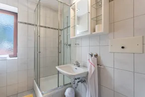 Apartment \"6 Apartment mit Balkon\" with Mountain View, Private Balcony & Wi-Fi - Image 2