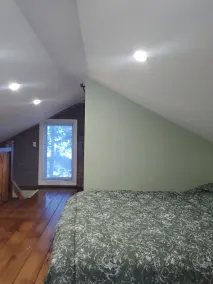 Country cottage in a private setting ,less than 5 min drive to the beach - Image 4