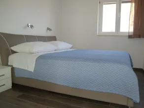 Modern Holiday Home With Terrace, Near the Sea - Image 5