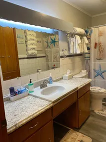 The Great Lake Escape 1 mile to downtown / Walk 2 Beach / Pool Pass Included !! - Image 4