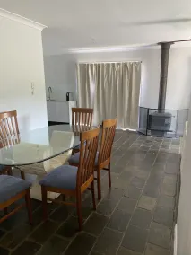 Jilliby Guesthouse - Image 5
