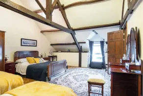 Tolles Haus mit Pool, Sonnendeck, Spa, Bar und Spielzimmer. Schlafzimmer mit Bad - Image 3