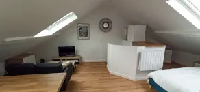 Grand Studio - Image 3