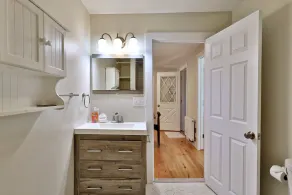 The Family Retreat At Bomoseen 4 Bedroom Home - Image 4
