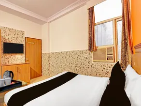Deluxe Hotel Dhruv - Image 2