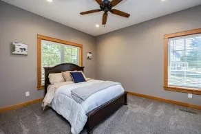 Romantic cheerful home close to many attractions - Image 5