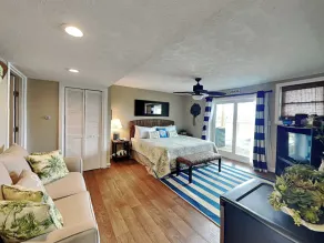 Sunset Cove - Image 4
