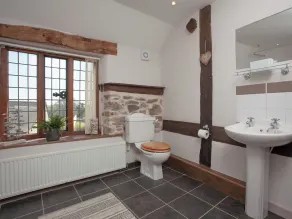 1 bedroom accommodation in North Tawton, near Okehampton - Image 5