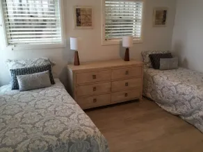 Beautiful Beachfront Apartment - Image 4