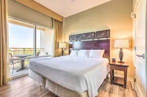 Resort Miramar Beach Getaway + Balcony & View! - Image 5
