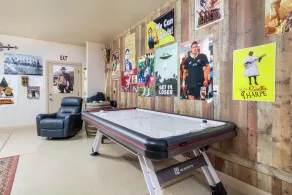 A super variety of games, golf carts, & unique decor near Zion National Park! - Image 5