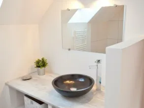 Renovated countryside cottage with pets allowed - Image 3