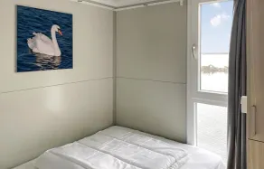 Trevligt fartyg i Biddinghuizen med kök - Image 4