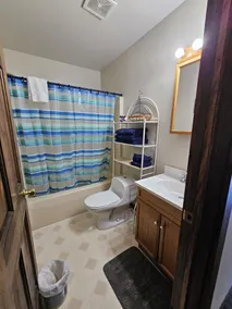 Sleeps 18!  Heated pool and lake access. - Image 4