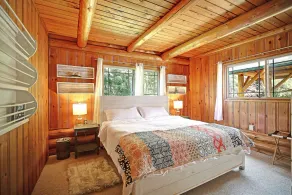 Large Log Cabin-Ocean View/Beach/Hot tub/BBQ/Games/EV/Pets - Image 3