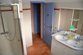 casa vacanze indipendente in una posizione tranquilla e possibilmente moto affitto - Image 5