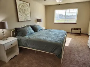 New spacious 3br Townhouse located in Southwest Lincoln with Fenced in Back yard - Image 4