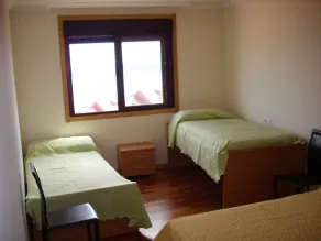 Apartamento con terraza y vistas al mar  a 300 metros de la playa - Image 5