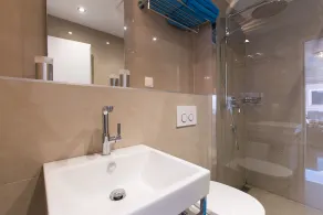 Modern lägenhet Koralj med pool nr 2 - Image 4