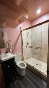Delightful 4 bedroom ranch with poolside kitchen - Image 2