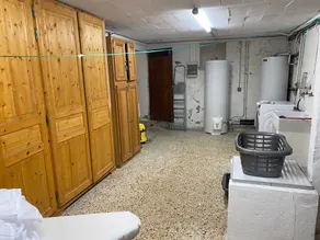 Authentic Provençal Bastide with private pool and garden in medieval town - Image 2
