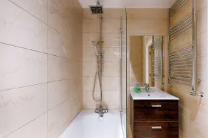 Family friendly central London, 2 bed 2 bath - Image 5