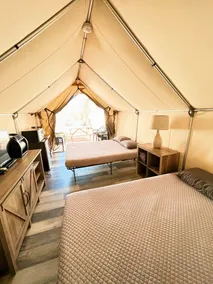 #10 Son's River Ranch - Glamping Cabin w/ 2 Queen Beds - Image 4