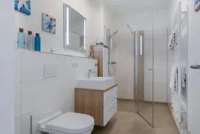 First-class vacation apartment with large and beautifully situated roof terrace - Image 4