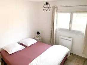 Superb, fully renovated villa 2 minutes from the beach - Image 5