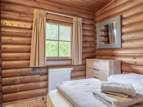 Detached wooden chalet with panoramic views - Image 5