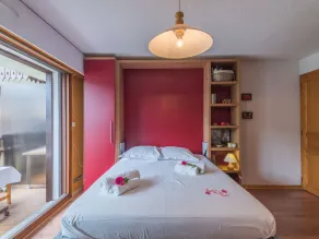 Bright studio near slopes, pets allowed - Image 3