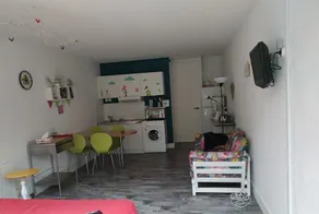 Studio med pool og smuk træterrasse med udsigt til fyrreskov - Image 4