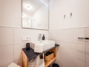 Idyllic holiday apartments for travel groups - Image 3