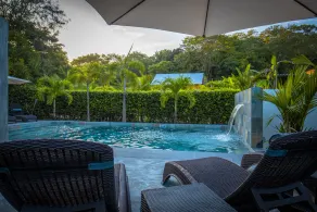 Modern Shipping Container With Beautiful Pool! - Image 5
