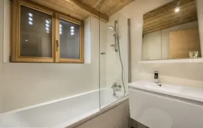 Hypercentre : Spacious, comfortable apartment - sleeps up to 8 - Image 2