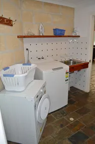 The Luxury Guesthouse Busselton - Image 2