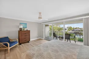 Stunning Luxury villa Sandpiper across the street from the beach! - Image 4
