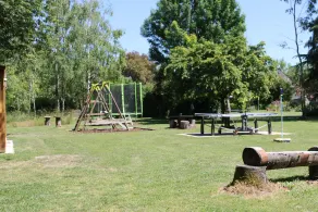 Self Catering, sistemazione in famiglia con specifiche di fascia alta con piscina - Image 2